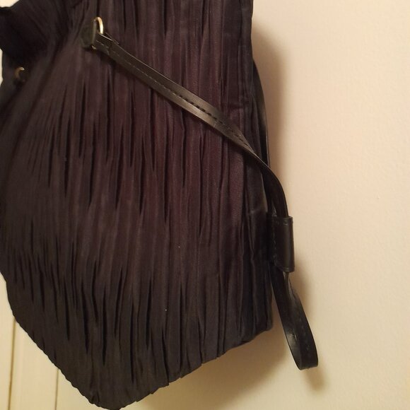 Brand New Black Victoria Secret  Handbag. - Picture 4 of 12